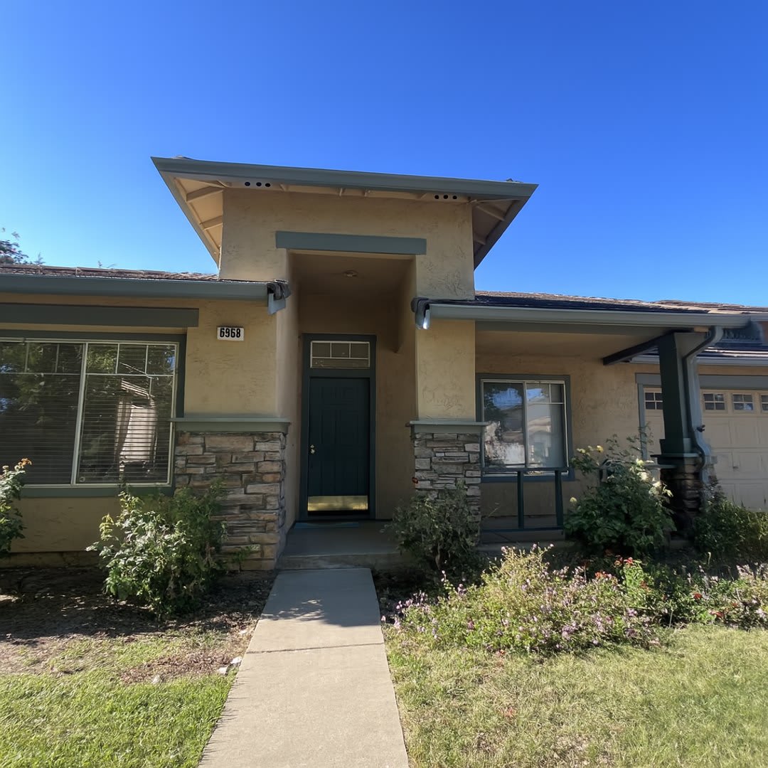 SPACIOUS 3 BEDROOM HOUSE IN LIVERMORE!!!