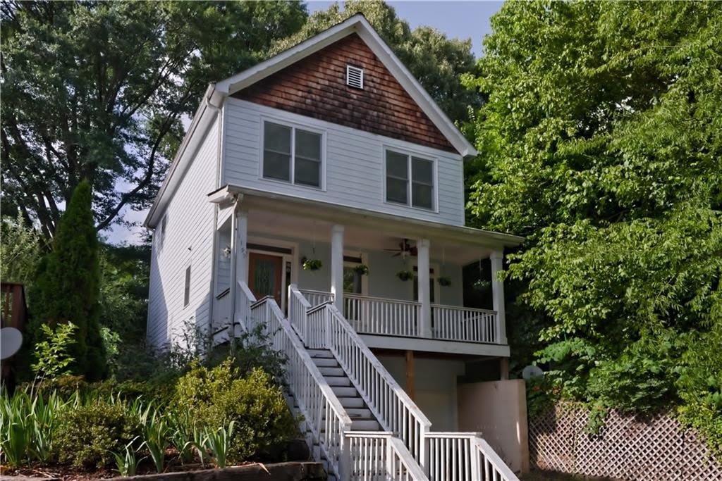 1199 Foster Place NW