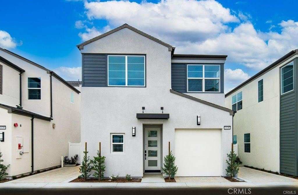 4436 S Fairmount Paseo