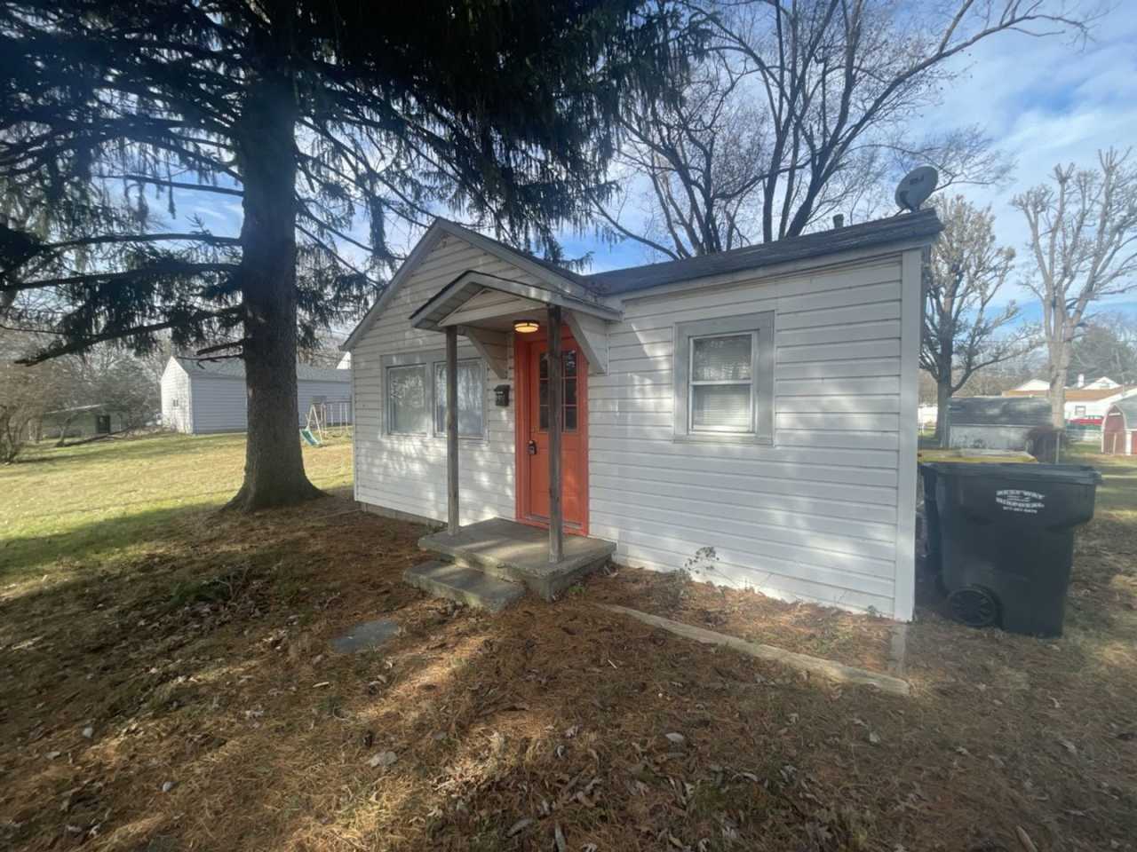 1 bedroom 1 bath Home