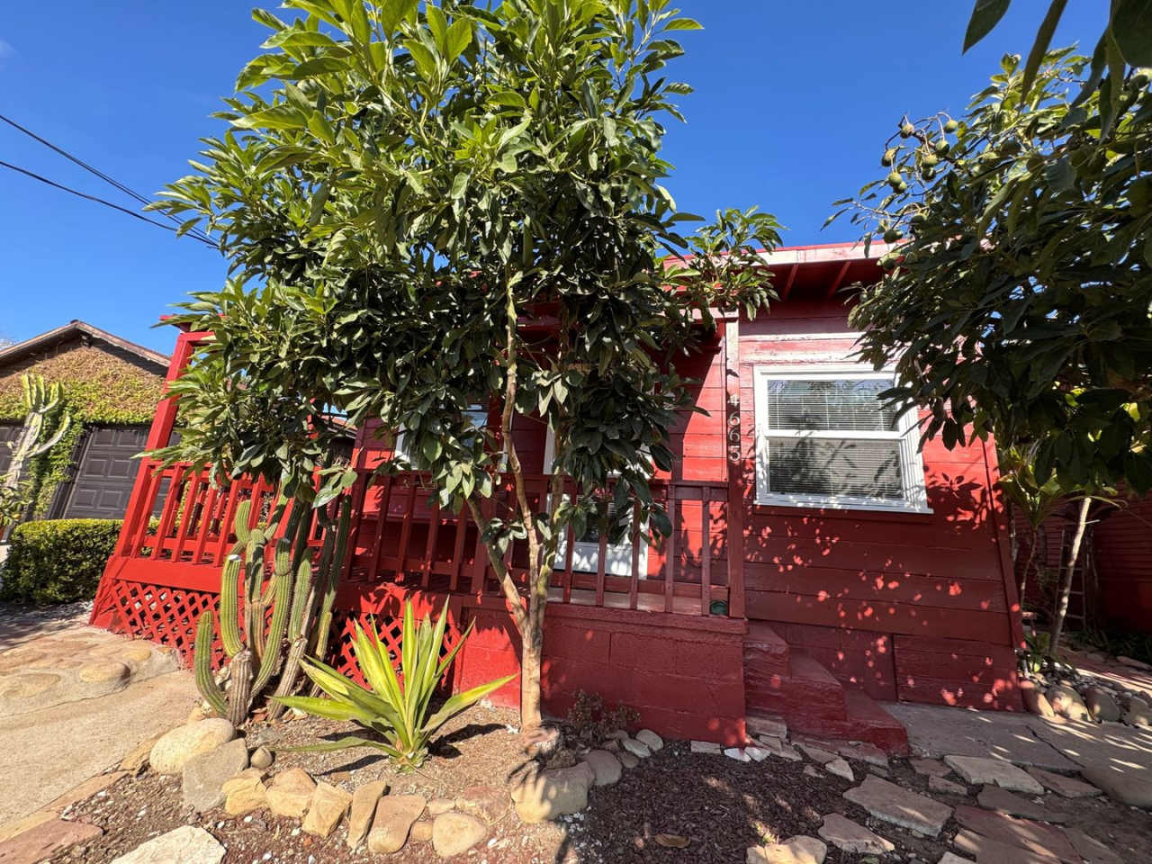 Hillside Ventura Home