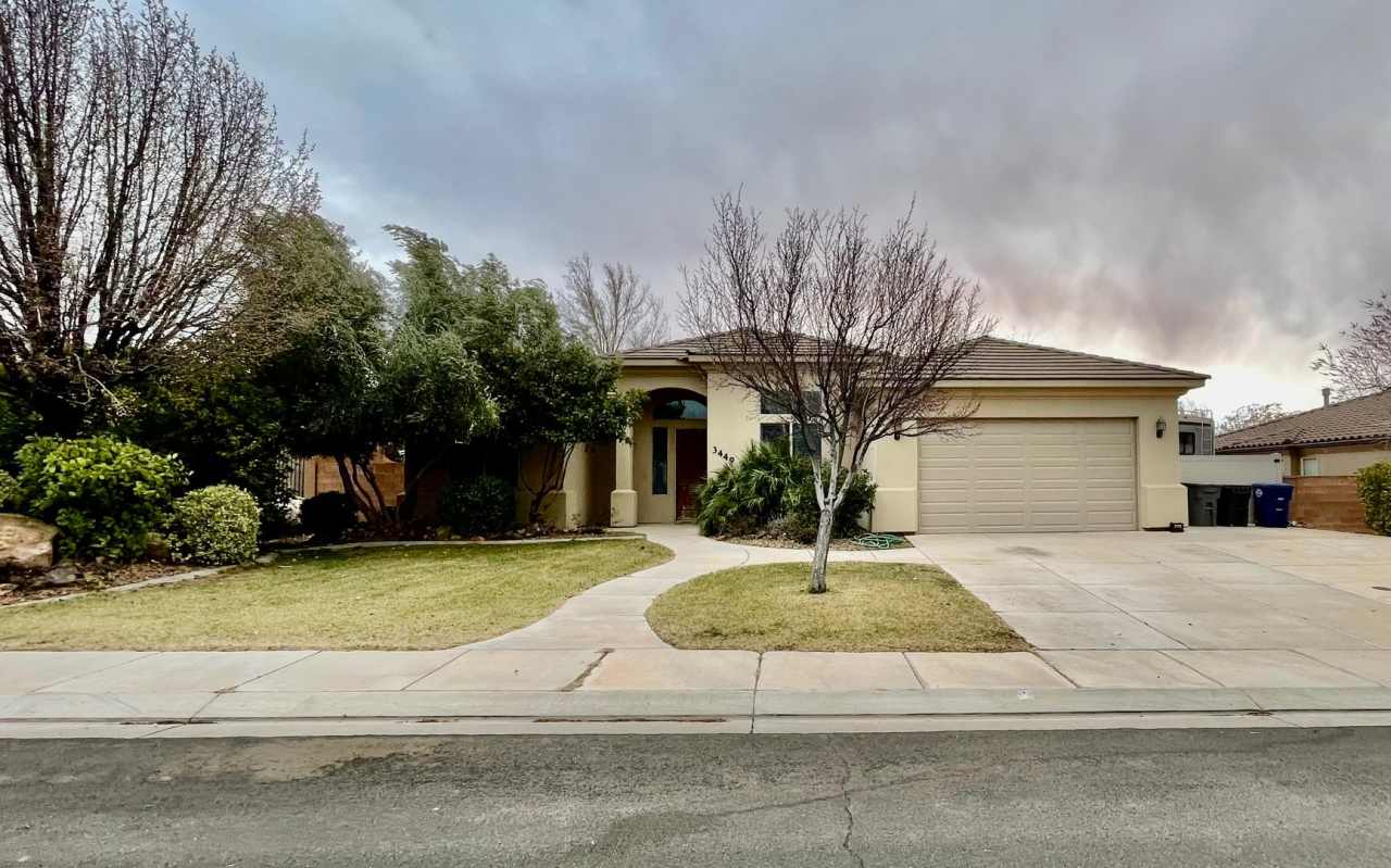 Rock Hampton Home in Hurricane