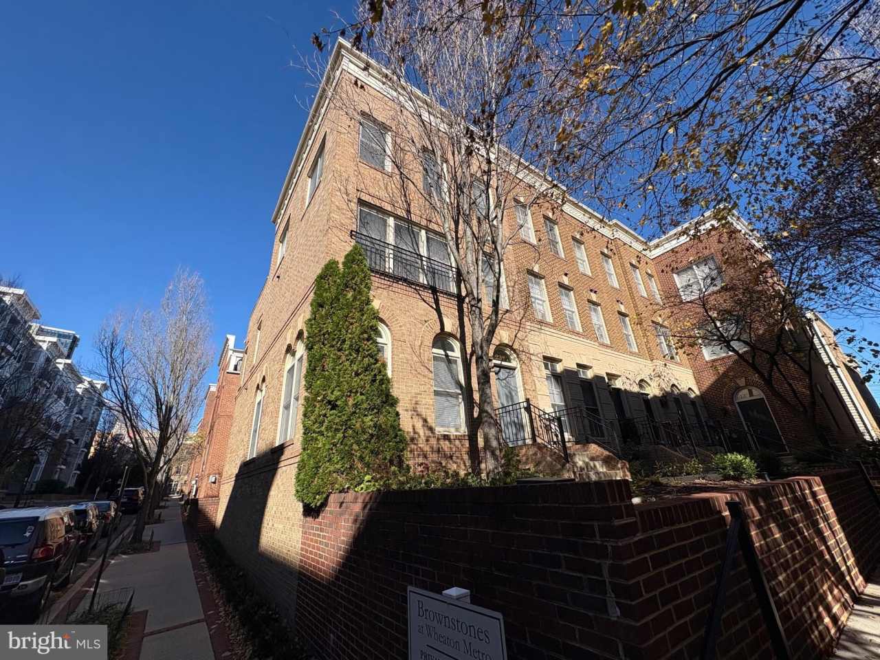 2324 COBBLE HILL Terrace