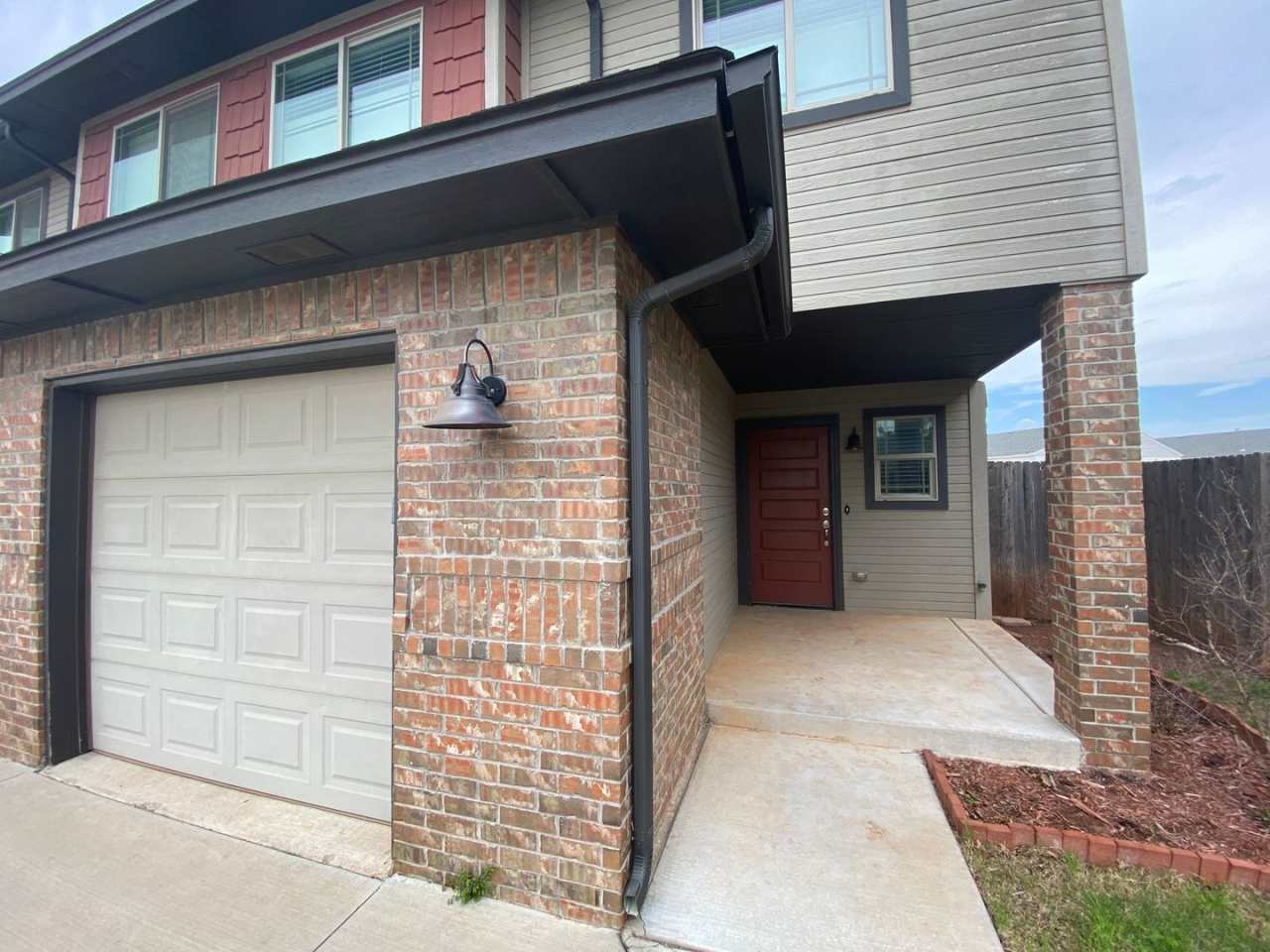 Beautiful 2 Story 4 Bedroom Duplex In DEER CREEK SCHOOL DISTRICT!!!