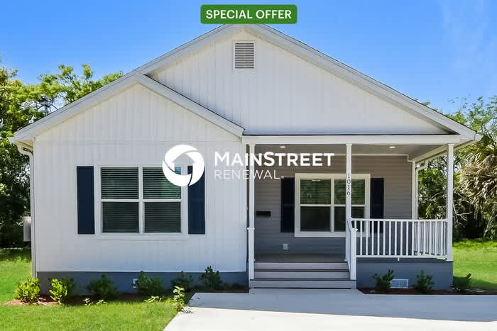 1016 South Central Avenue