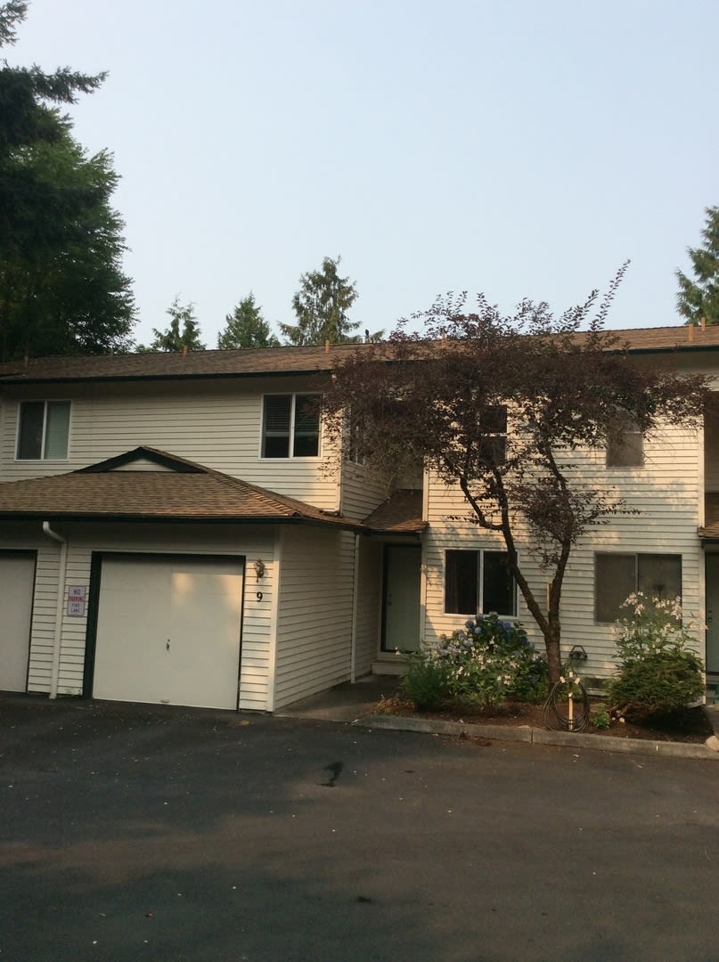 3 Bedroom Townhome in Shoreline