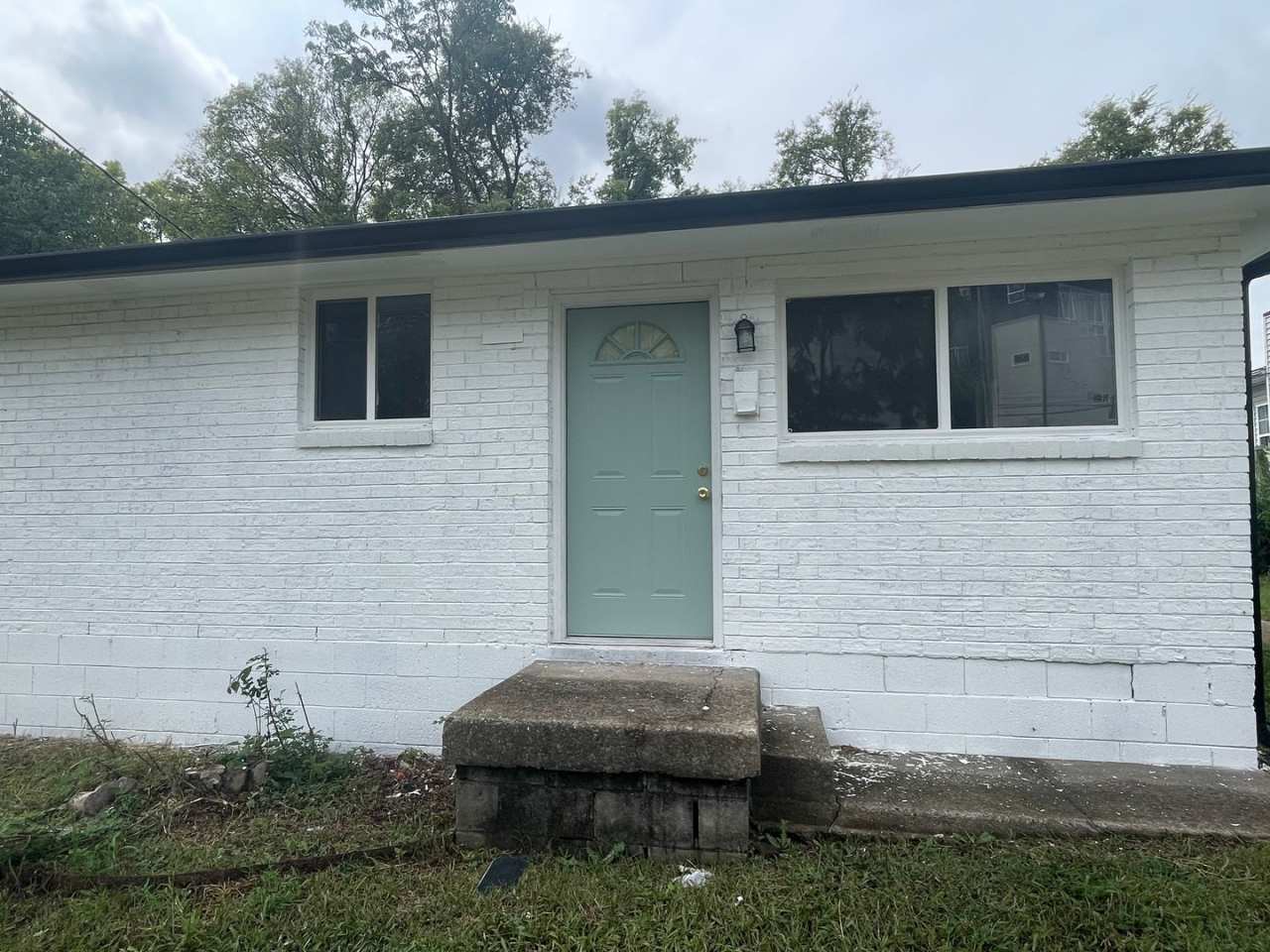 1251 1st Ave S Unit A Nashville, TN 37210