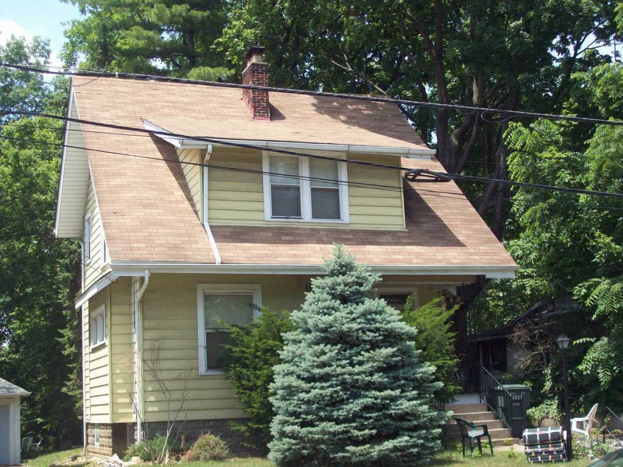 2627 Neil Ave. (3 Bedrooms)