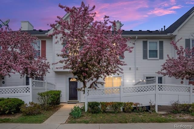 22241 ATLANTIC POINTE