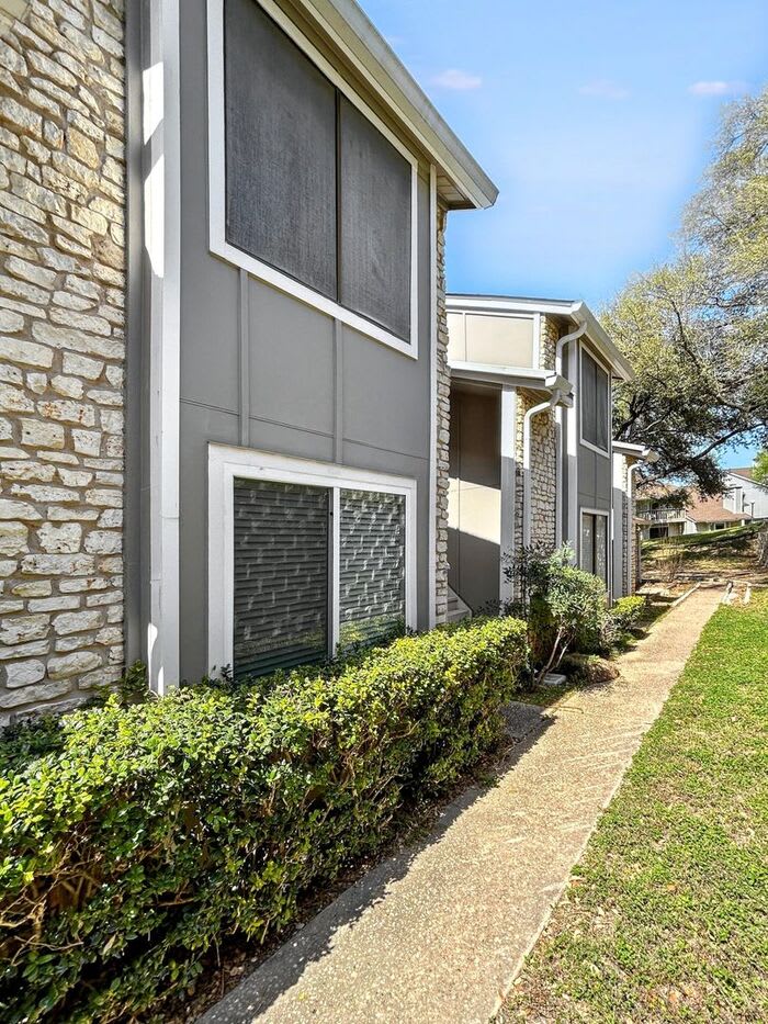 1730 Timber Ridge Road