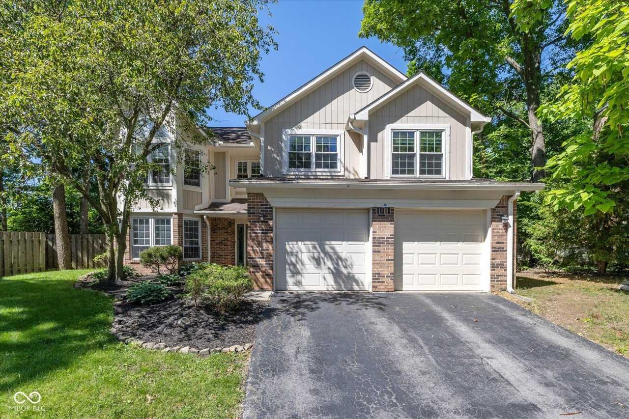 10838 Geist Woods Lane