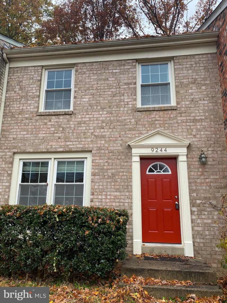 9244 SPRUCEWOOD Road