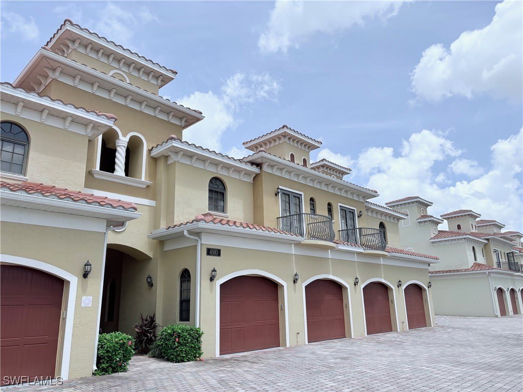 4910 SW 17th Place unit: 6B