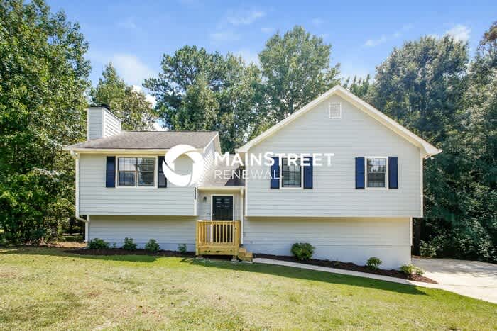 2212 Cedar Creek Lane