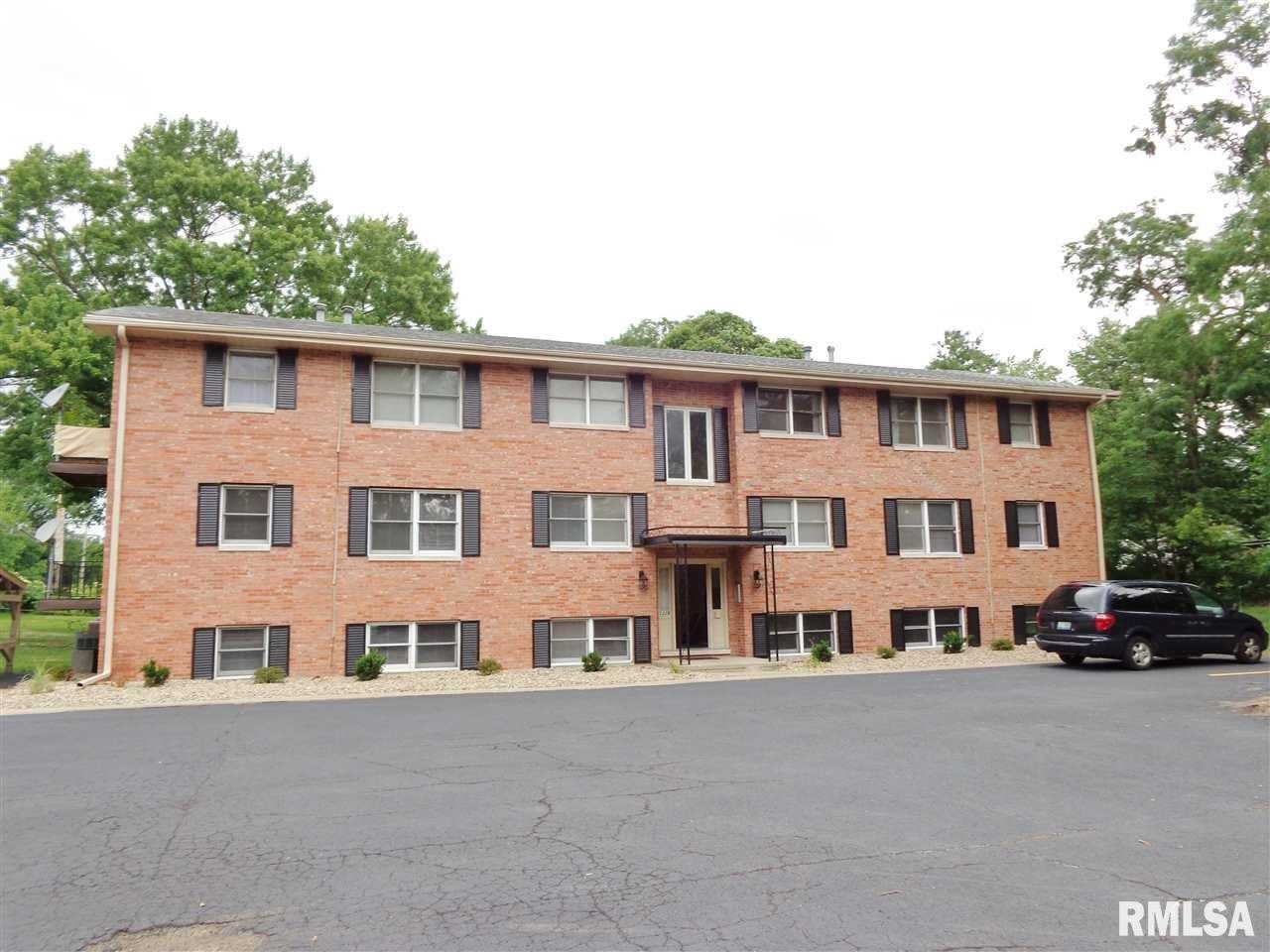 5229 N MONTCLAIR Avenue