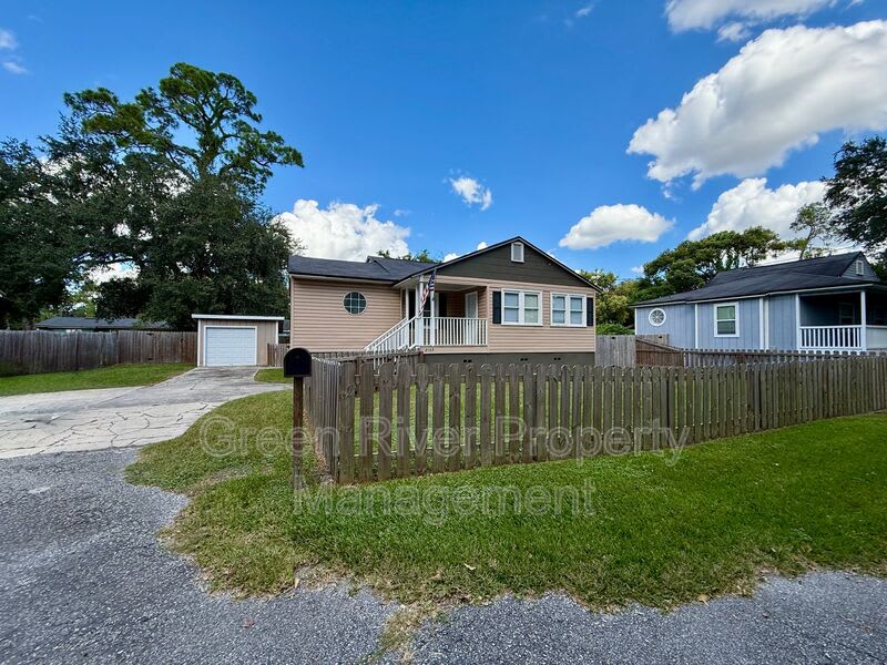 2165 Sheridan Street