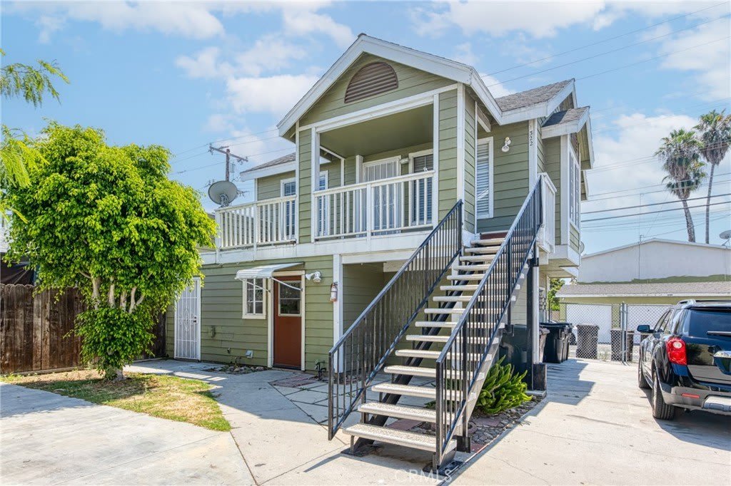 320 W Truslow Avenue