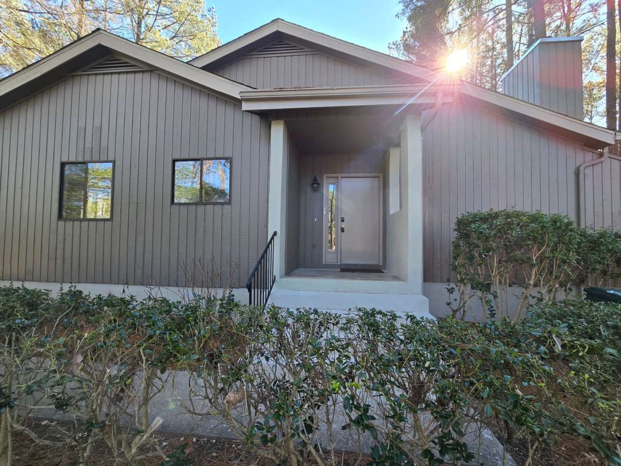 Multigenerational or Grad Student Living! Spacious One-Story End Unit in Prime Location on 54