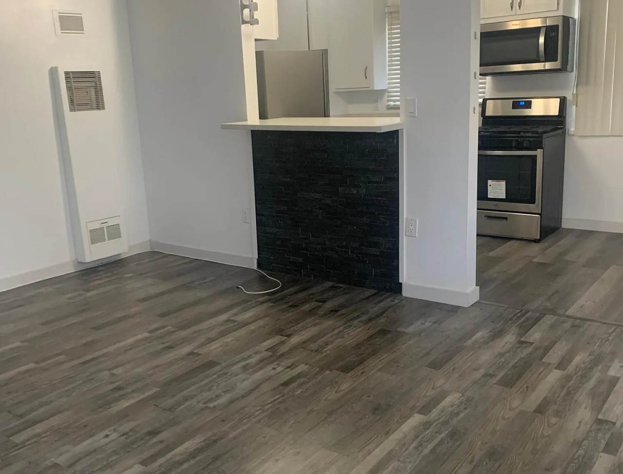 1657 Colby Ave Apt 1