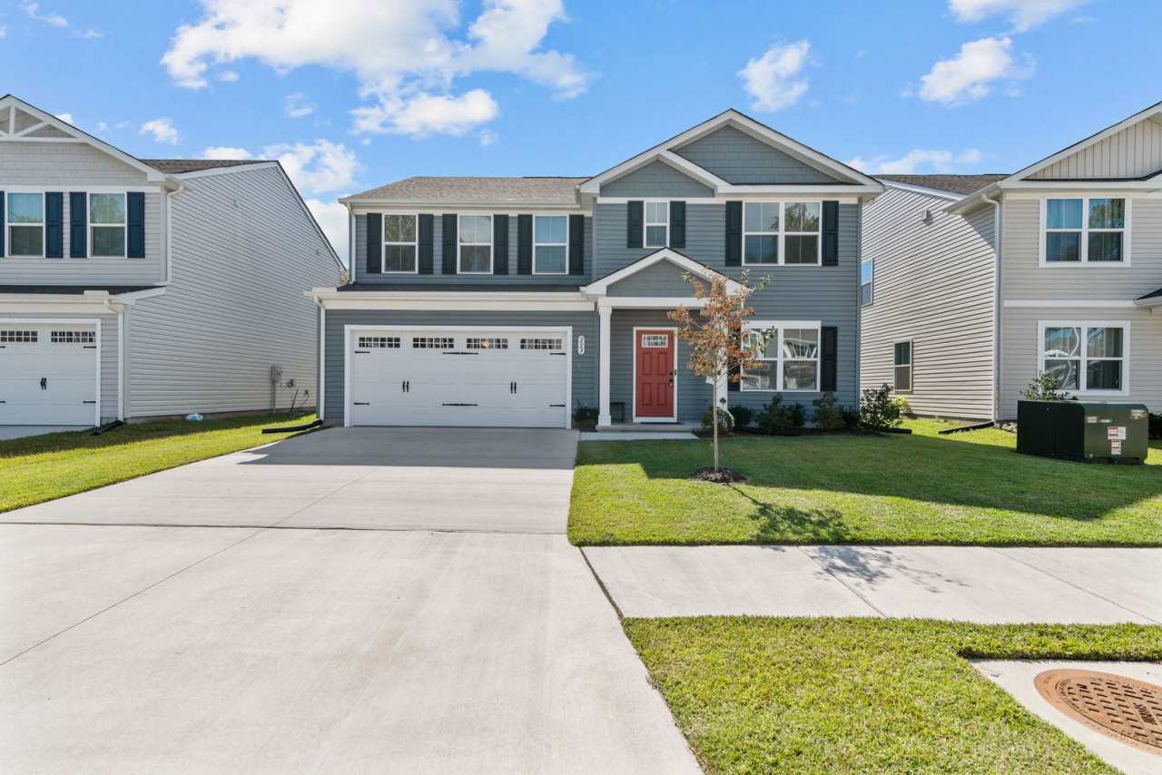 Spacious Home for Rent in Portsmouth!