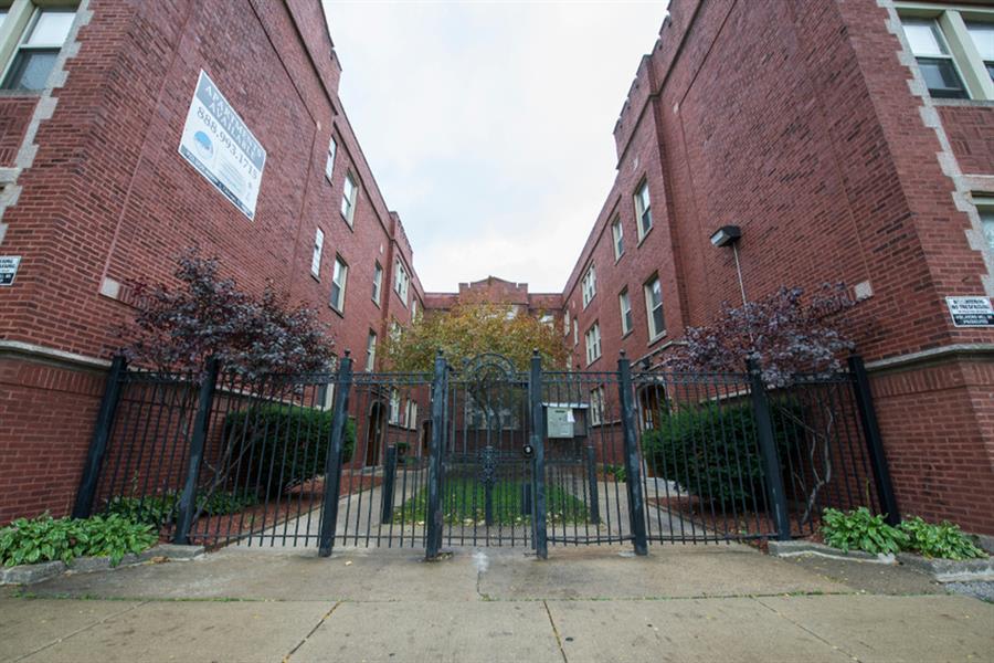 6700 S Indiana Avenue