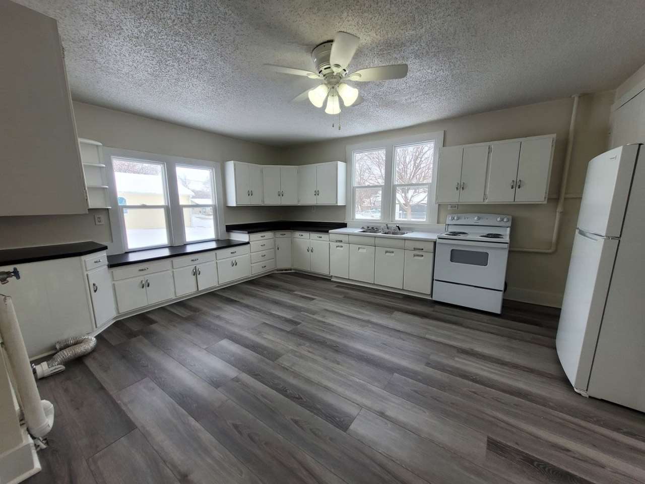 Recently remodeled 3 bedroom, large kitchen