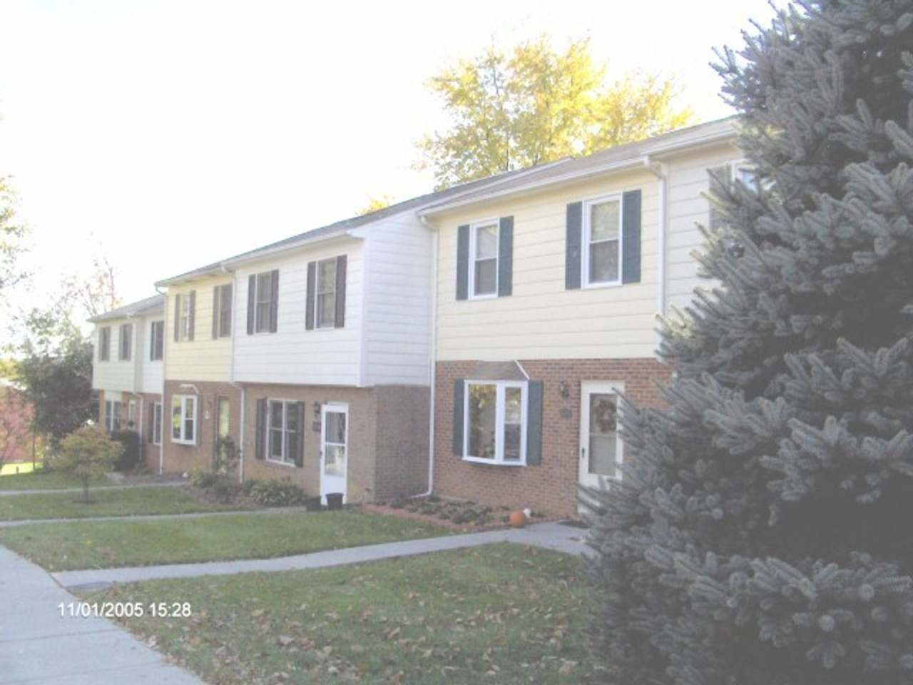 3 Bedroom 2.5 Half Bath Townhouse
