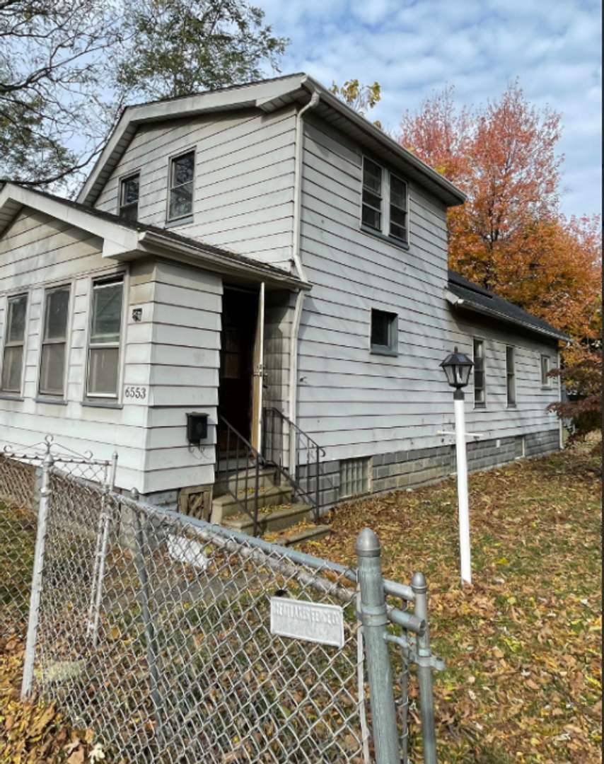 SECTION 8 and EDEN ACCEPTED!! Spacious Newly Renovated 3- Bedroom Home!!