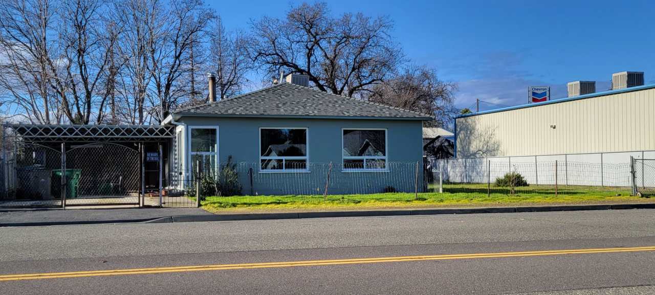 Anderson Home With Lots Of Character! 2 Bedroom 1 Bath With Carport and Shop