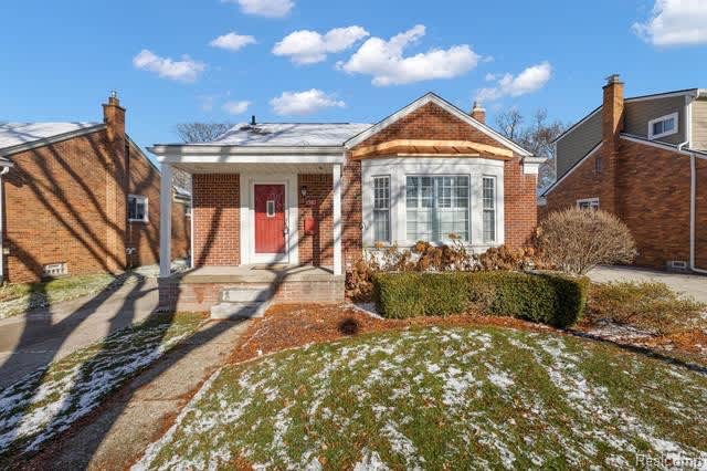 1581 CHELTENHAM Road