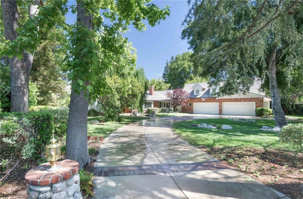 23341 Ostronic Drive