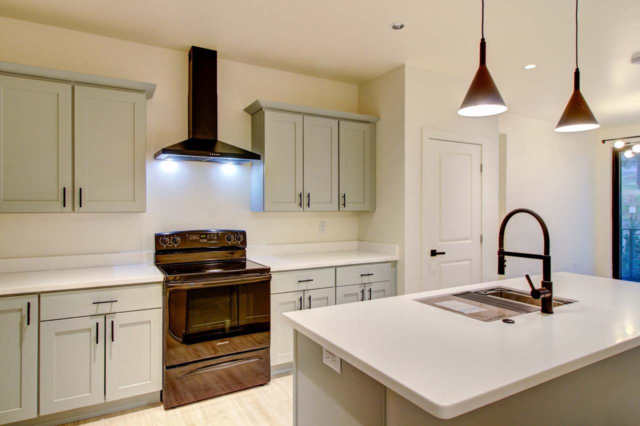 1221 East Emma Drive