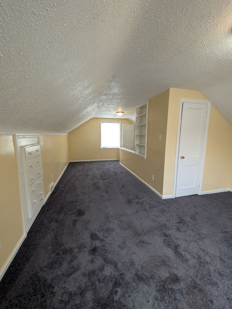 3 bedroom 1 bath Detroit westside near 8 mile and Greenfield.