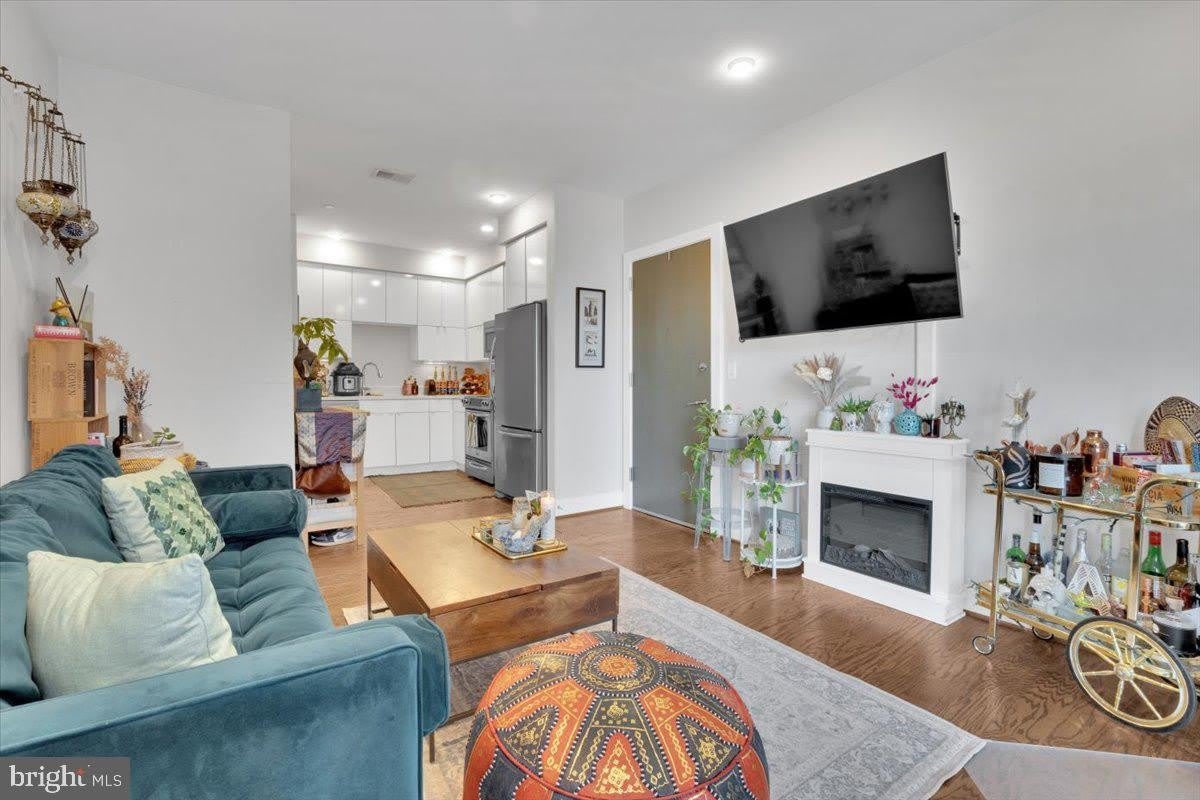 2920 GEORGIA Avenue NW unit: 202