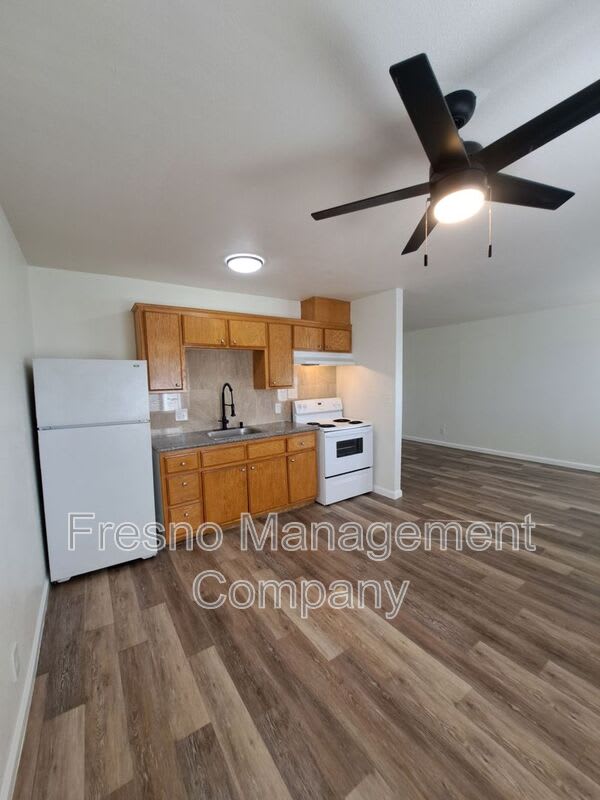 1322 E. Bulldog Lane