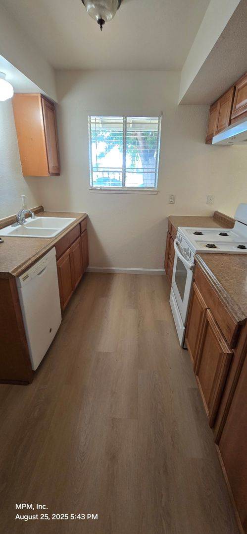 3 bedroom 2 bath across from the park