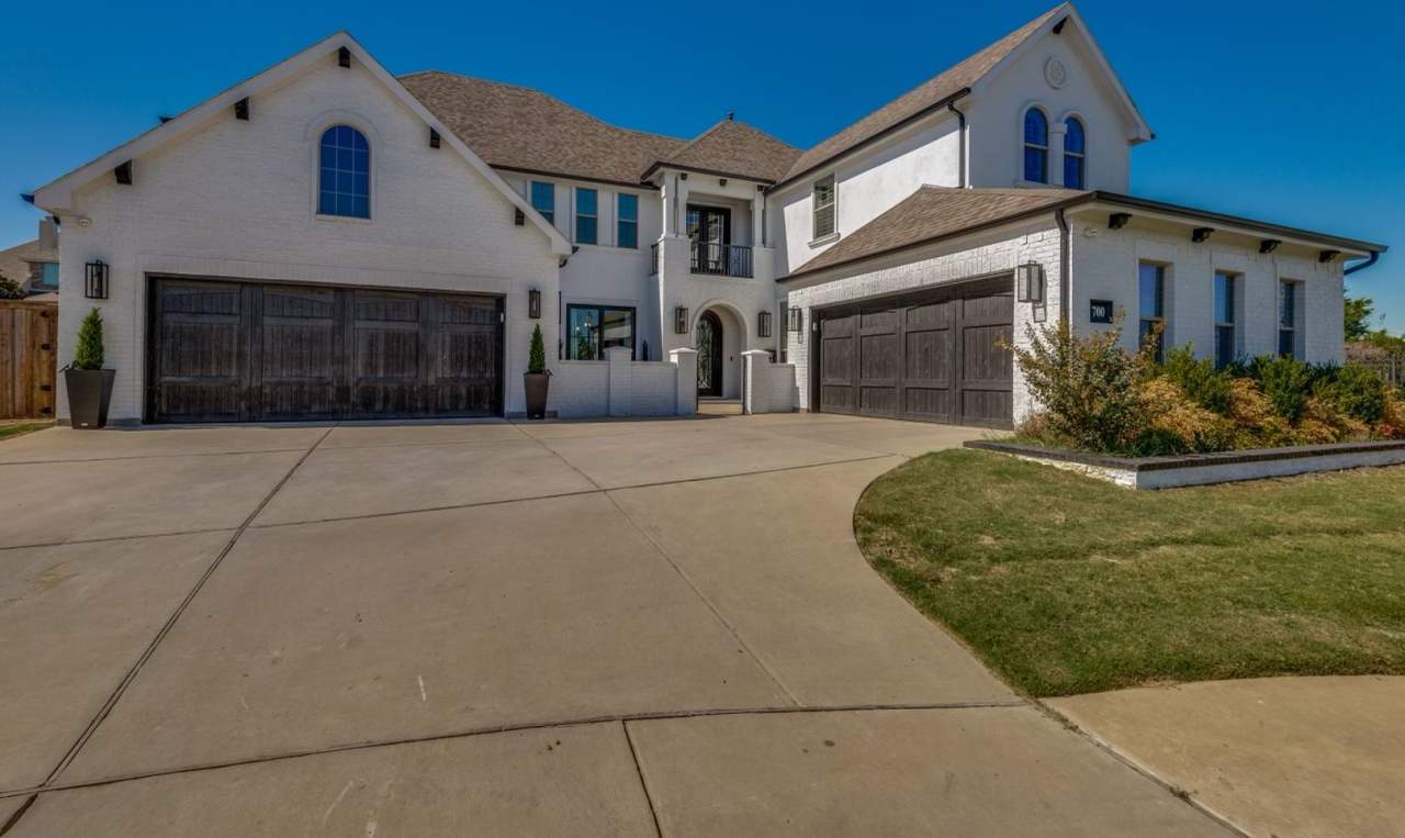 Exquisite Custom Home in the Highly Sought-After Windsong Ranch Community in Prosper!