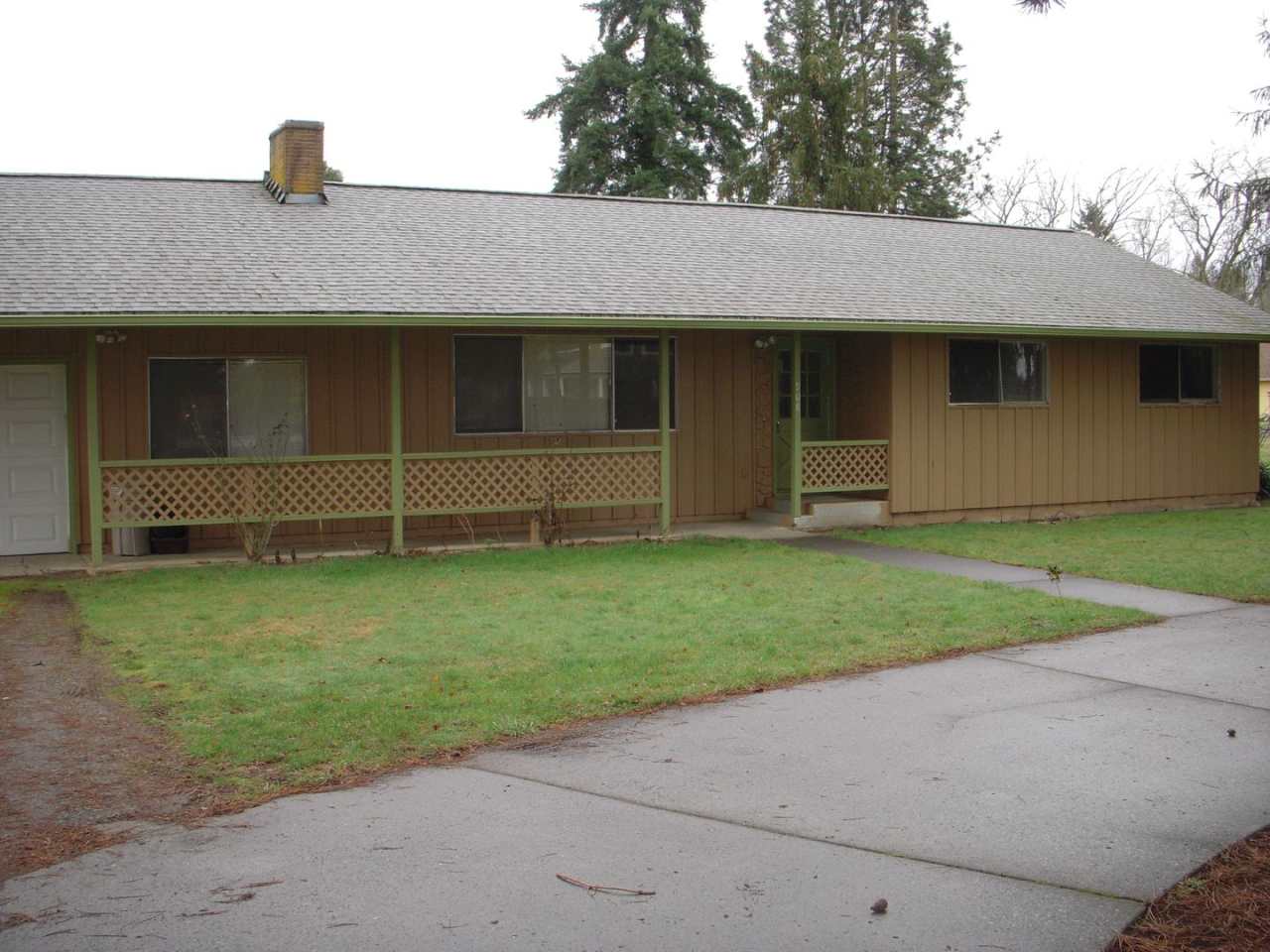 Three bedroom Ranch in Ridgefield!
