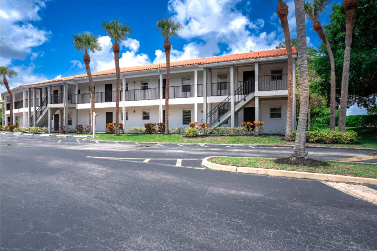Via Delray Apartments-"2 Free Months On 14 Month Lease"