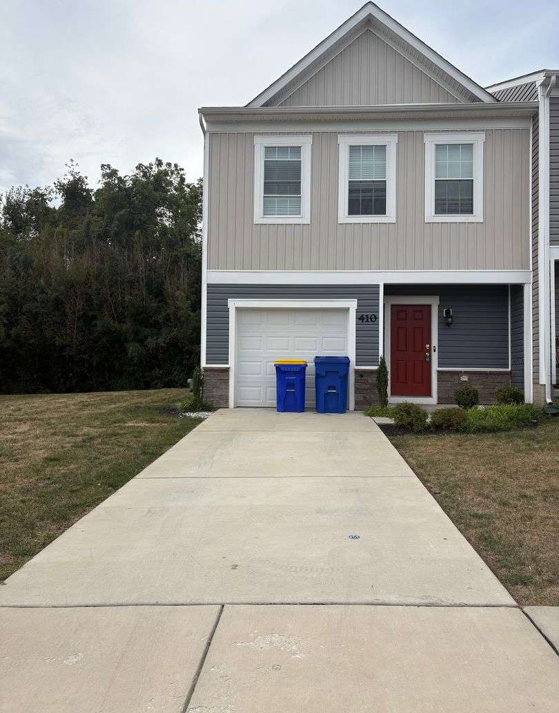 3 Bedroom 2.5 Bath Townhouse Locust Run Northeastern SD