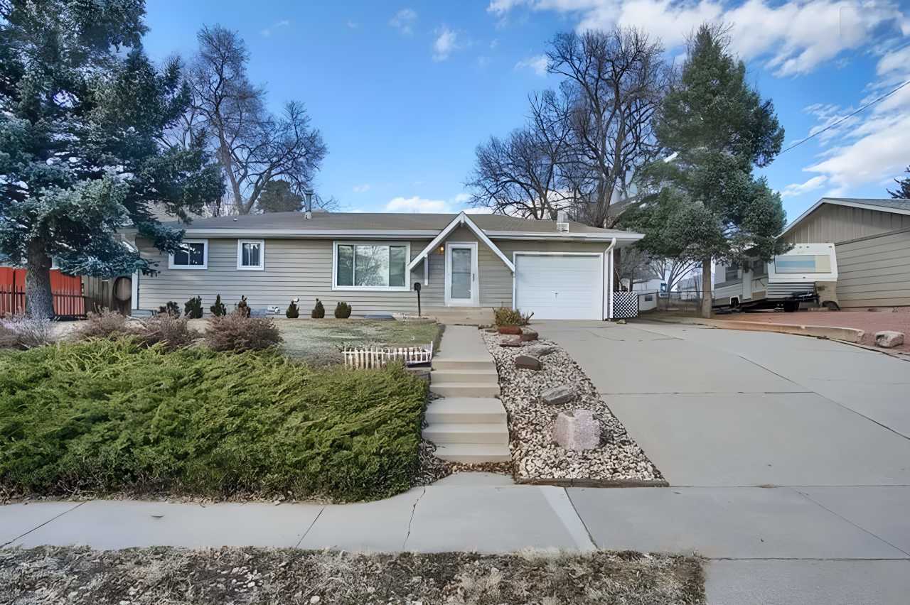 34 North Garland Avenue