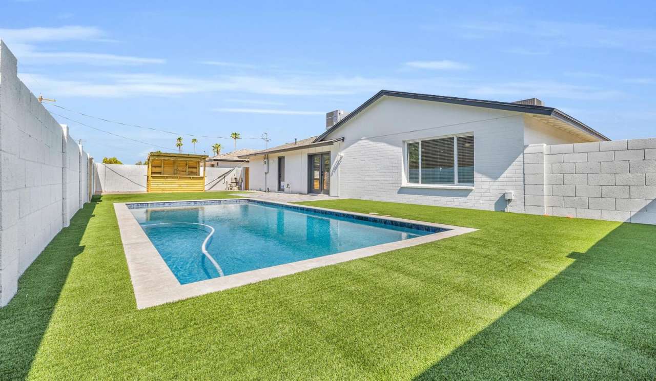 6 BED/4 BATH Complete remodel with backyard pool  bar