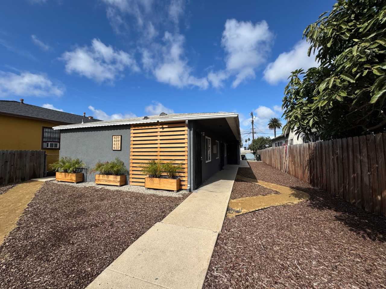 Freshly Renovated Studio and 1 bath