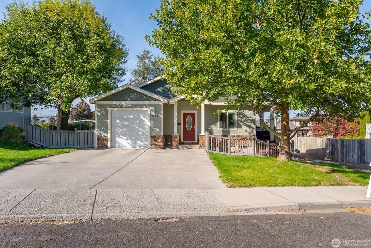 3 Bed 2 Bath one story home