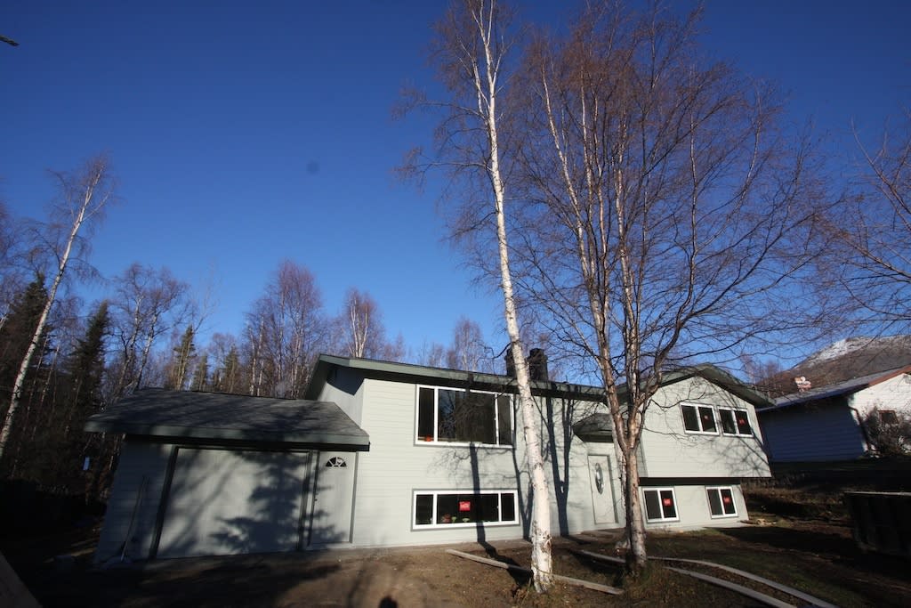 Spacious 5 Bedroom Eagle River Home!