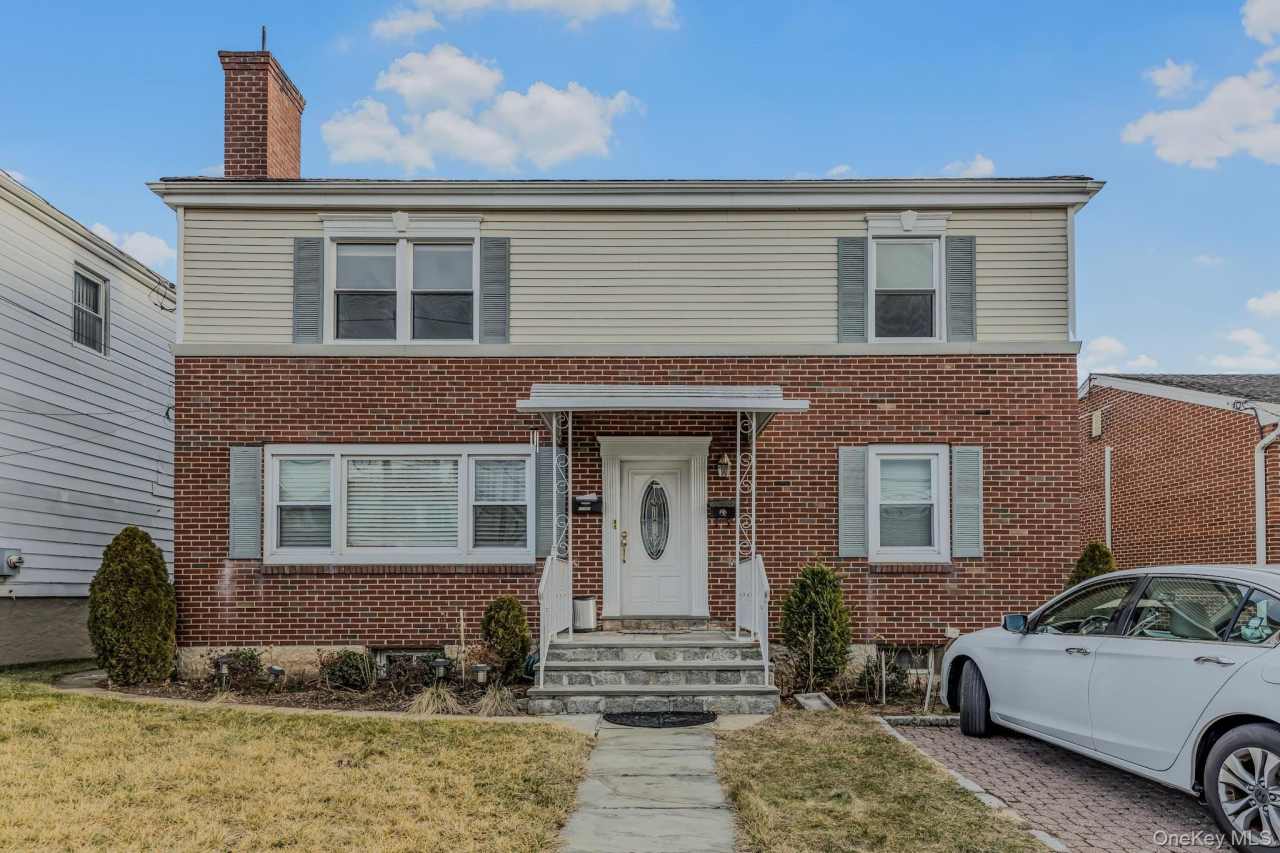 120 Woodside Avenue unit: 2