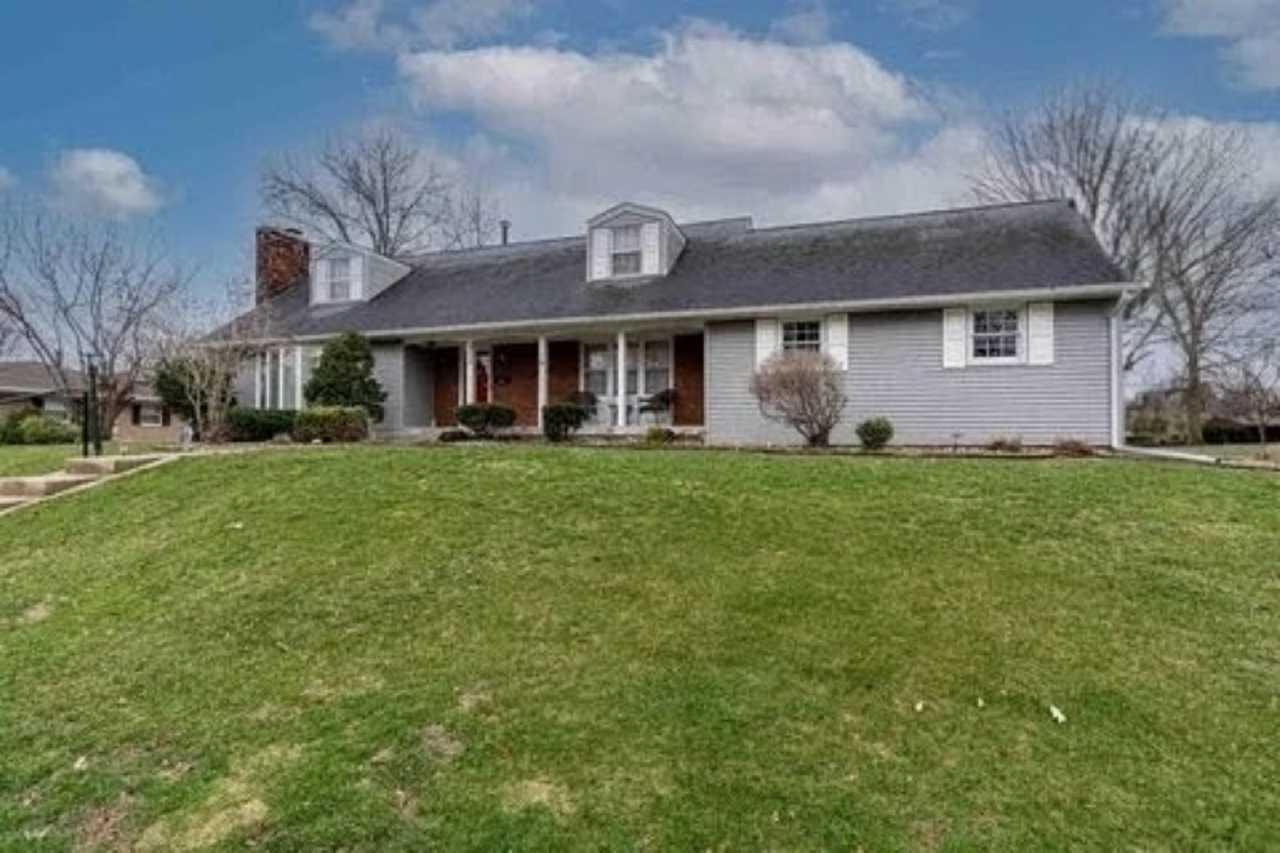 3 Bedroom 2 Bath House in Rock Island