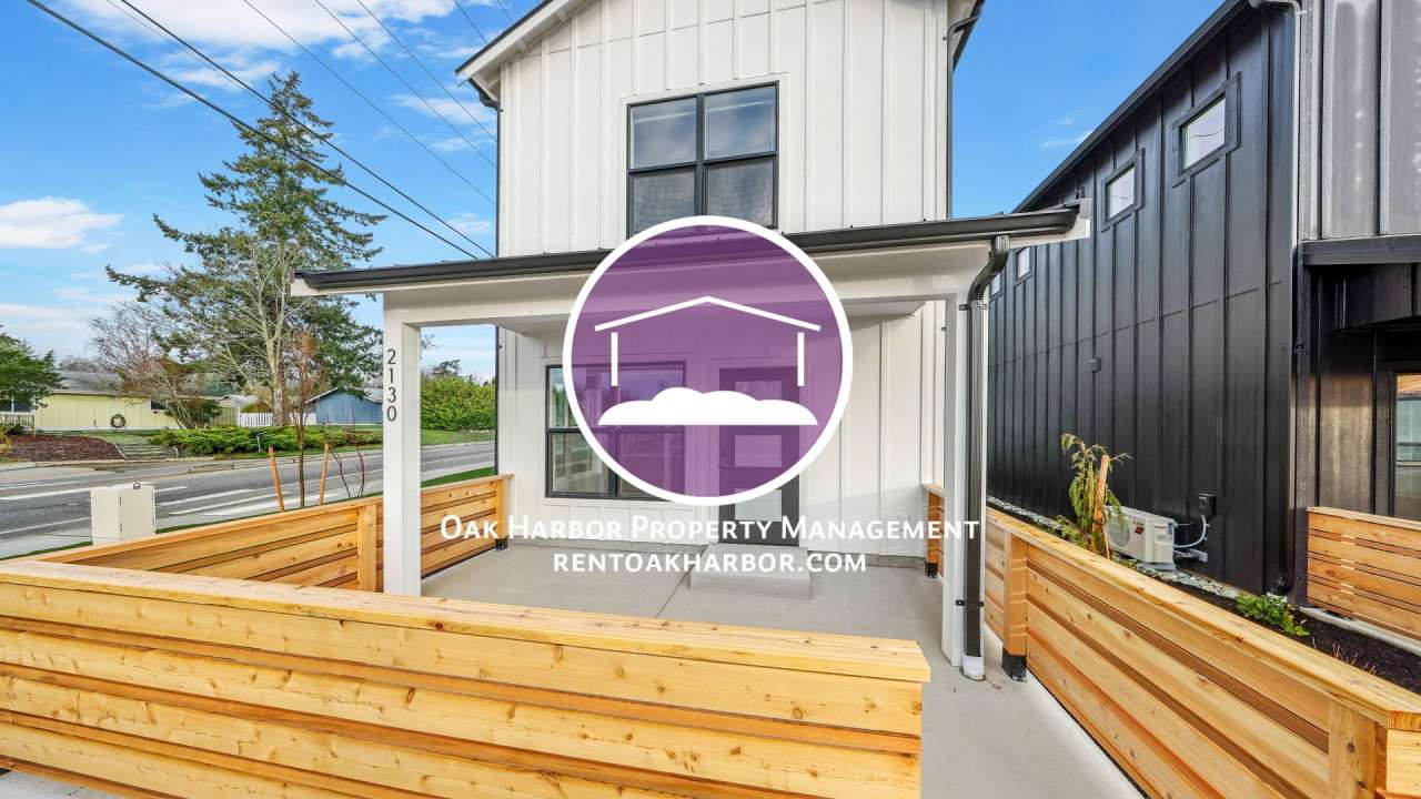 3 Bed 2 Bath - A/C Mini-split - Fabulous Floor Plan - Garage