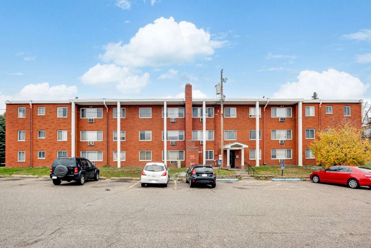 1492 County Road B East - 309