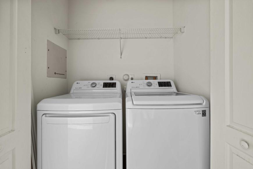 1944 SE High Springs Dr